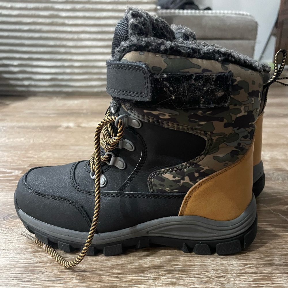 All in Motion Black Kids Boots with Tan Laces